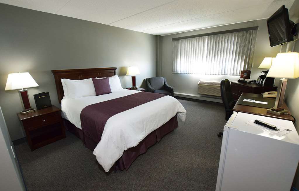 Lakeland Inn Hotel Cold Lake Zimmer foto